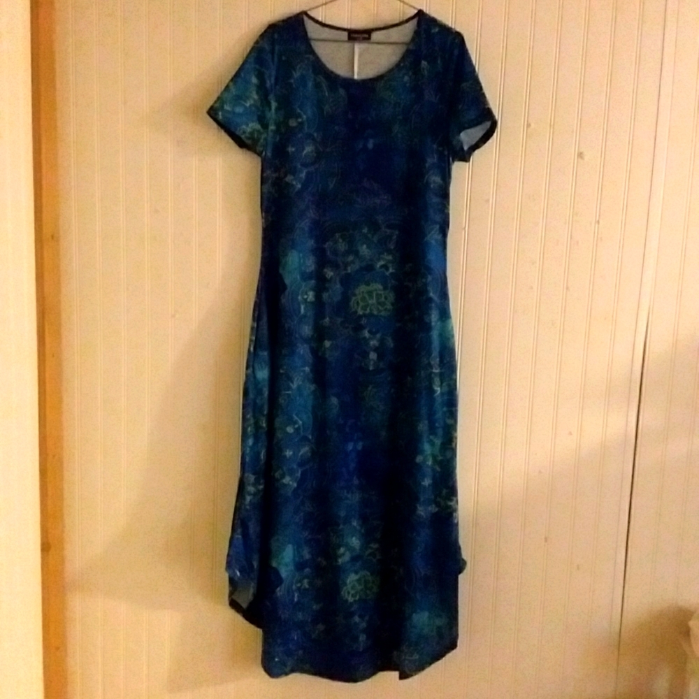 NORACORA dress in size medium.